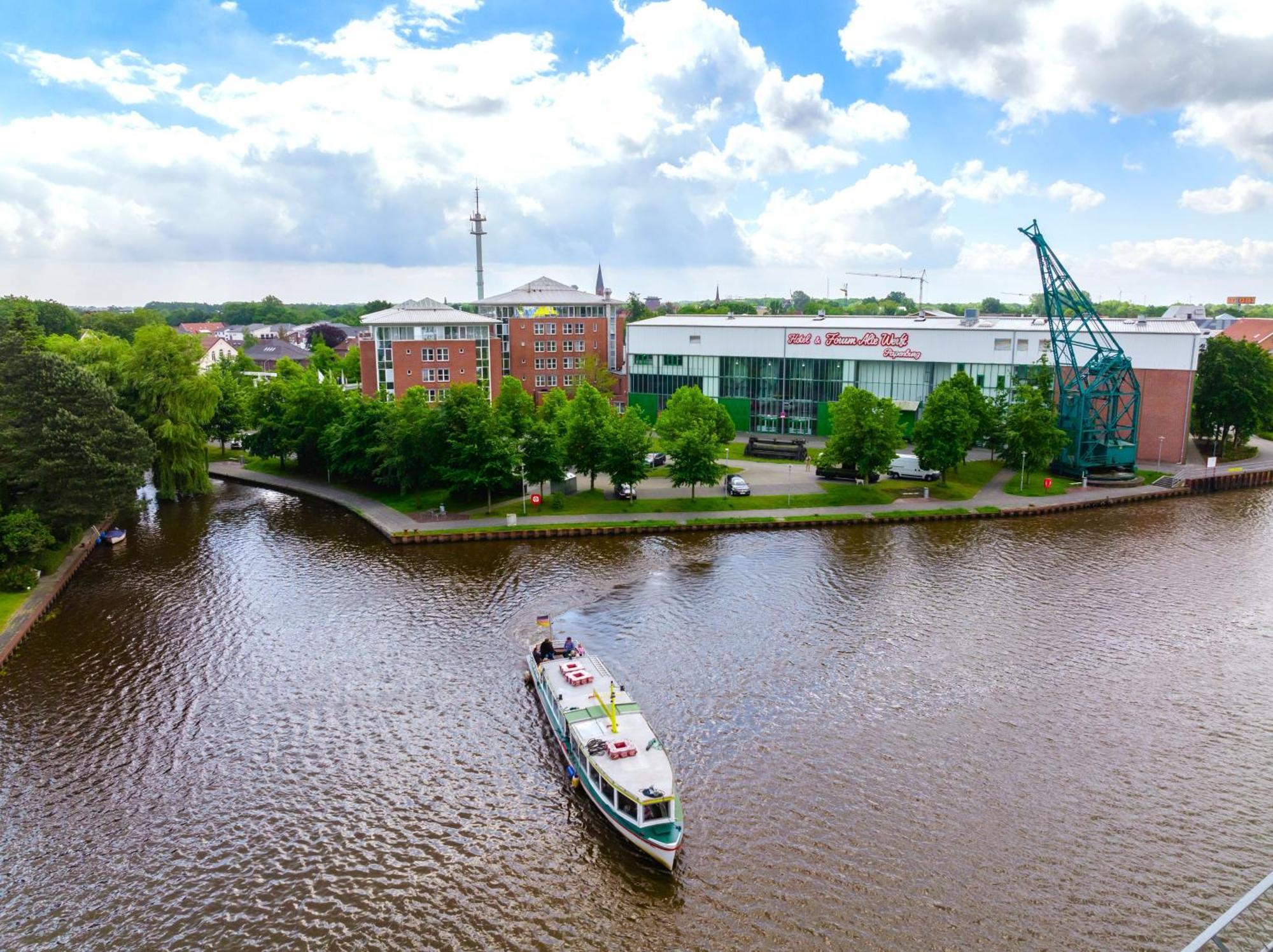 Hotel Alte Werft パーペンブルク エクステリア 写真